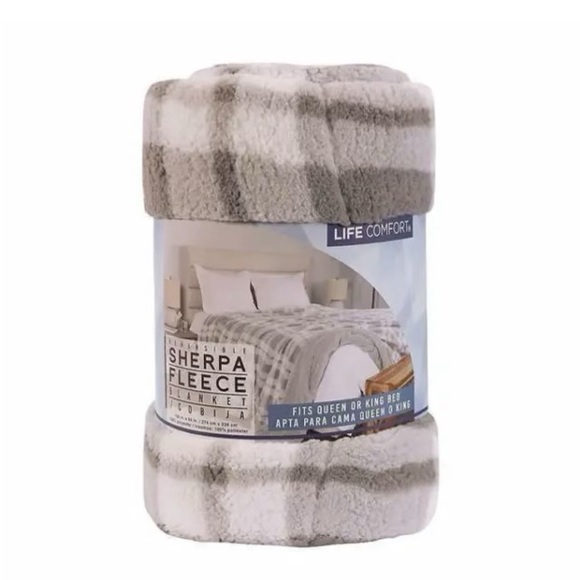 Life Comfort reversible Sherpa throw blanket 96’x104’ - Picture 2 of 5